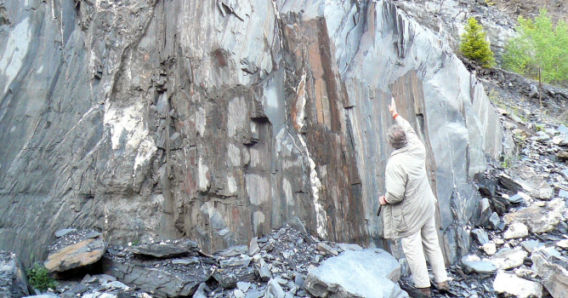 Schieferung senkrecht